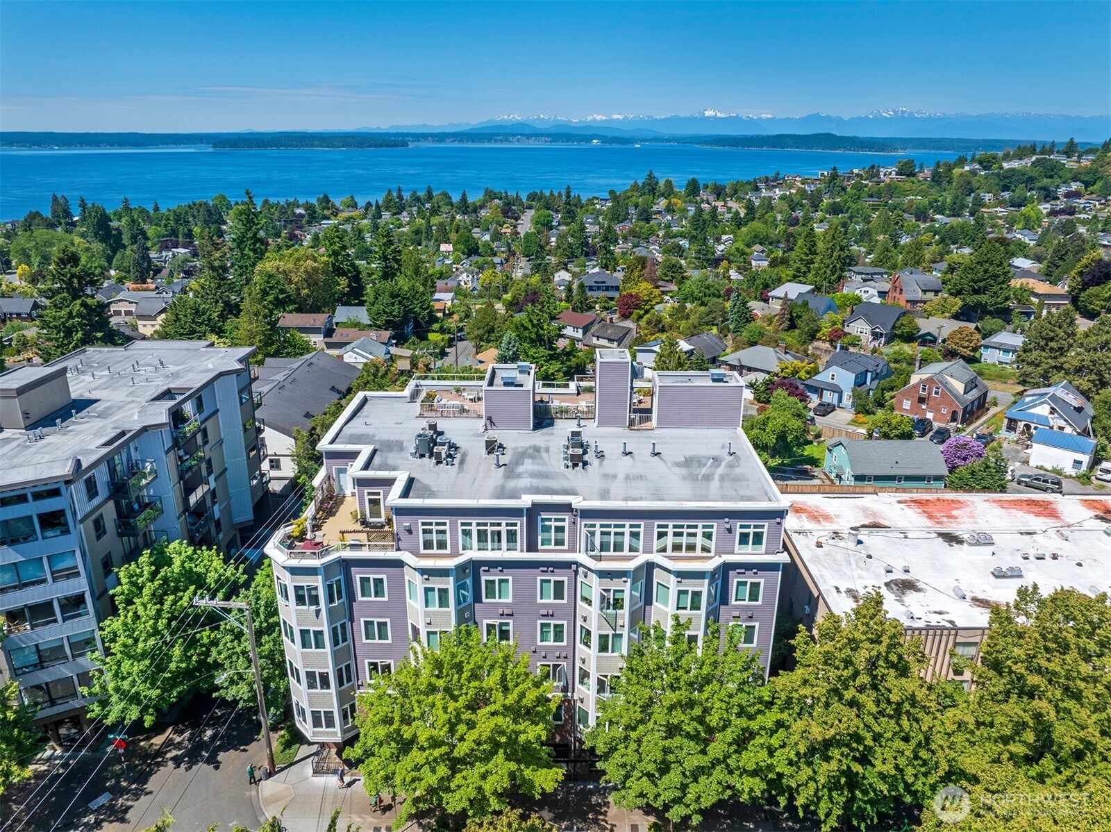 4847 California Avenue SW Unit: 100