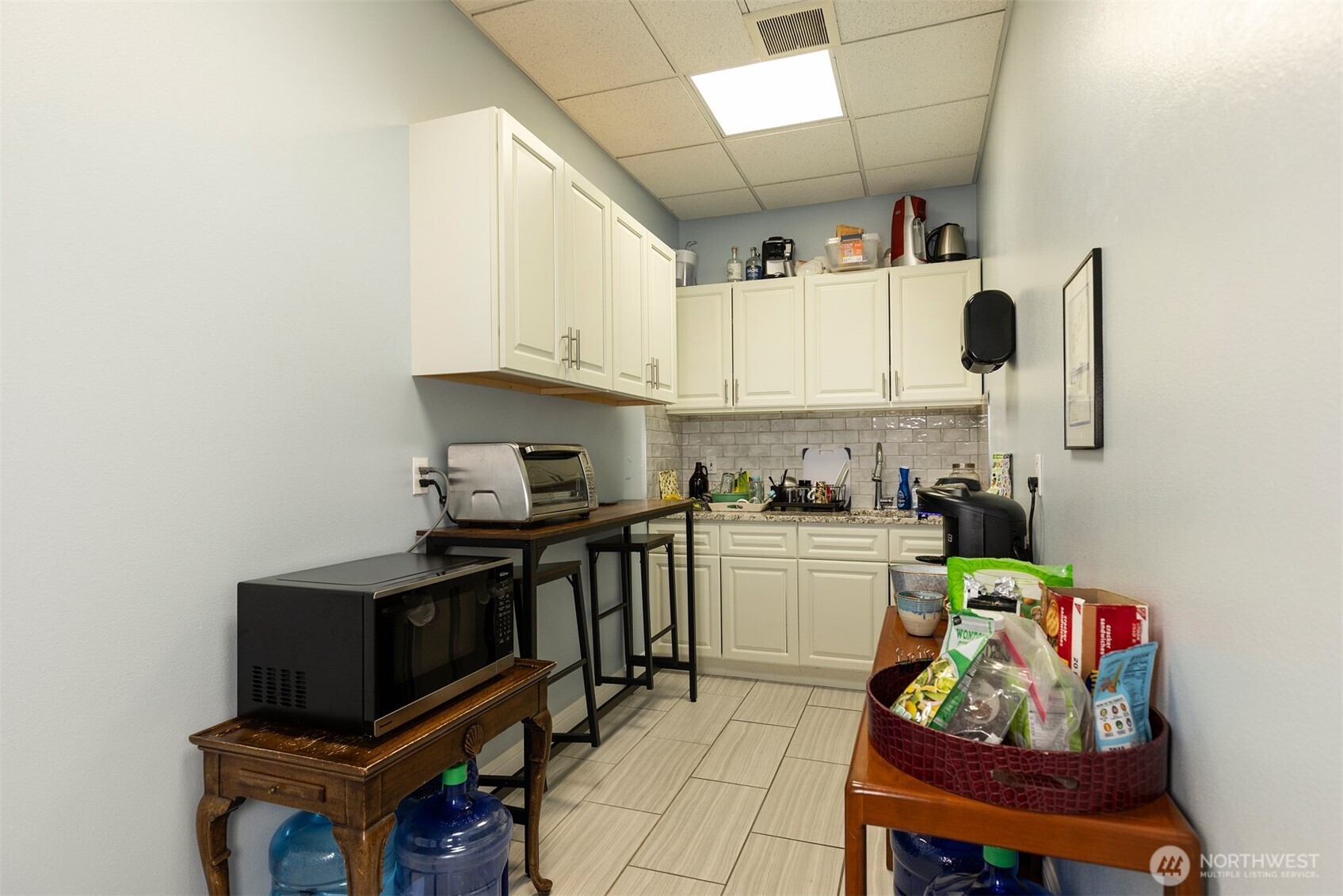 4847 California Avenue SW Unit: 100