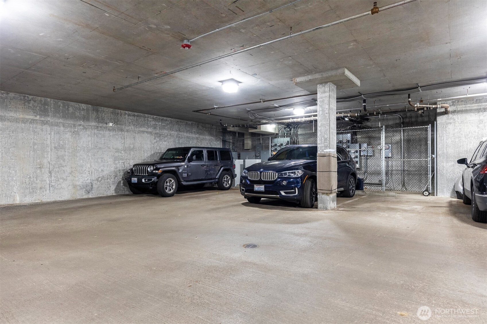 4847 California Avenue SW Unit: 100