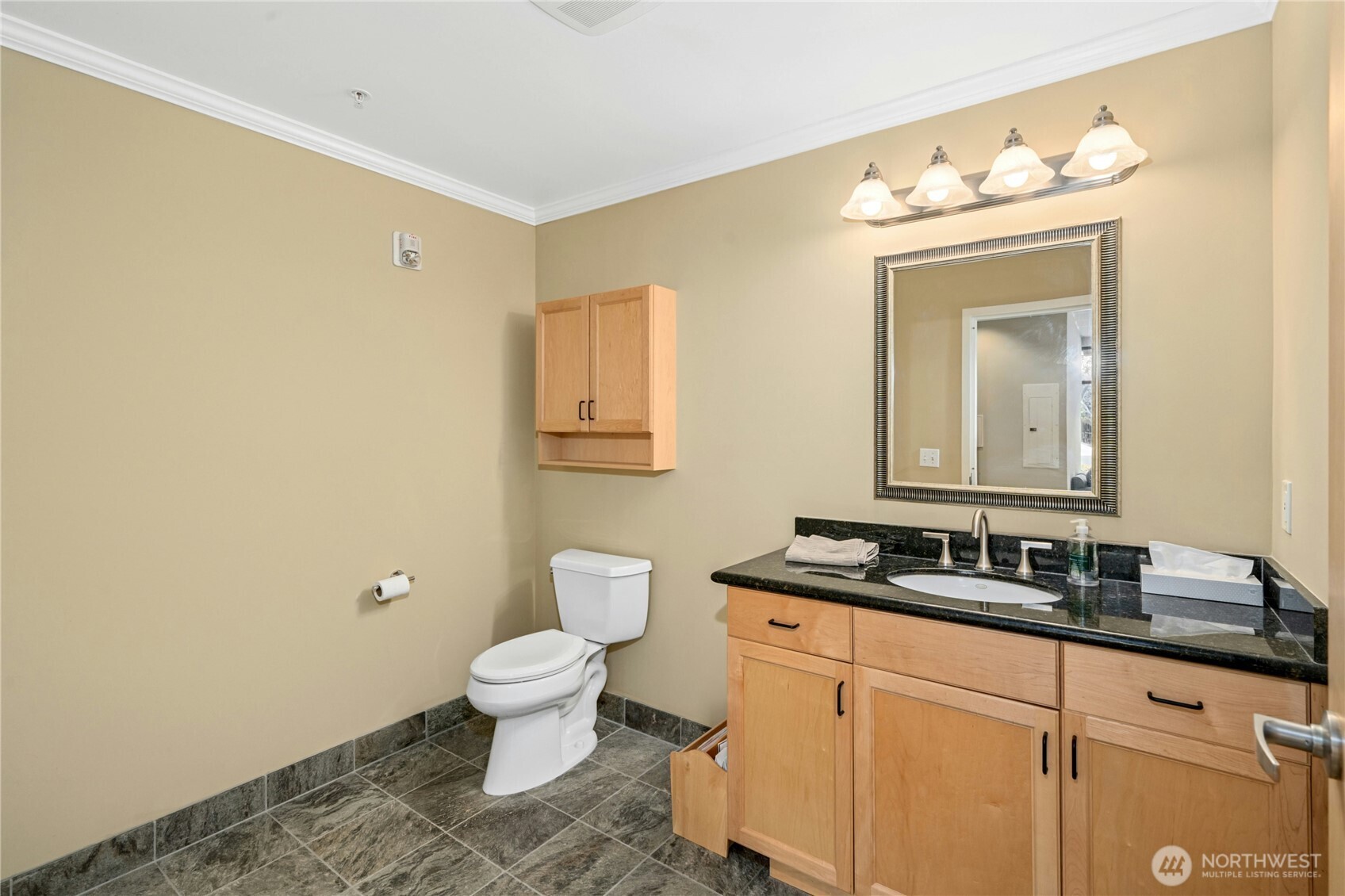 Magnolia Commercial Condo 