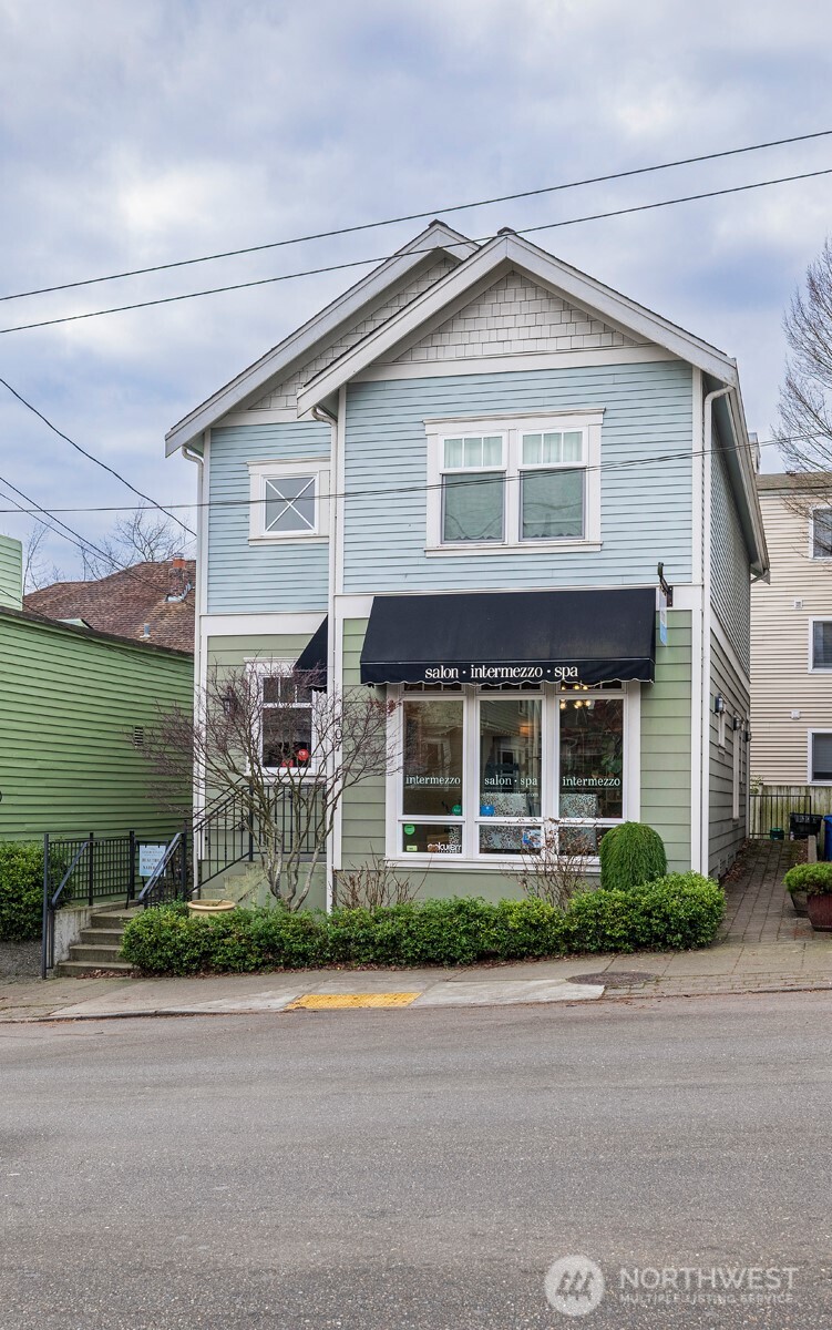 407 W Galer Street