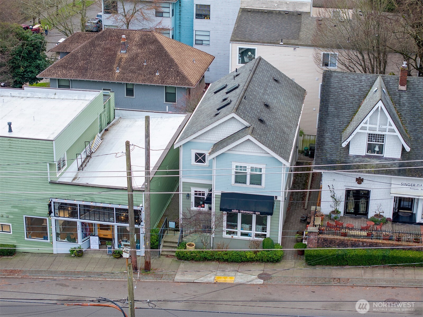 407 W Galer Street