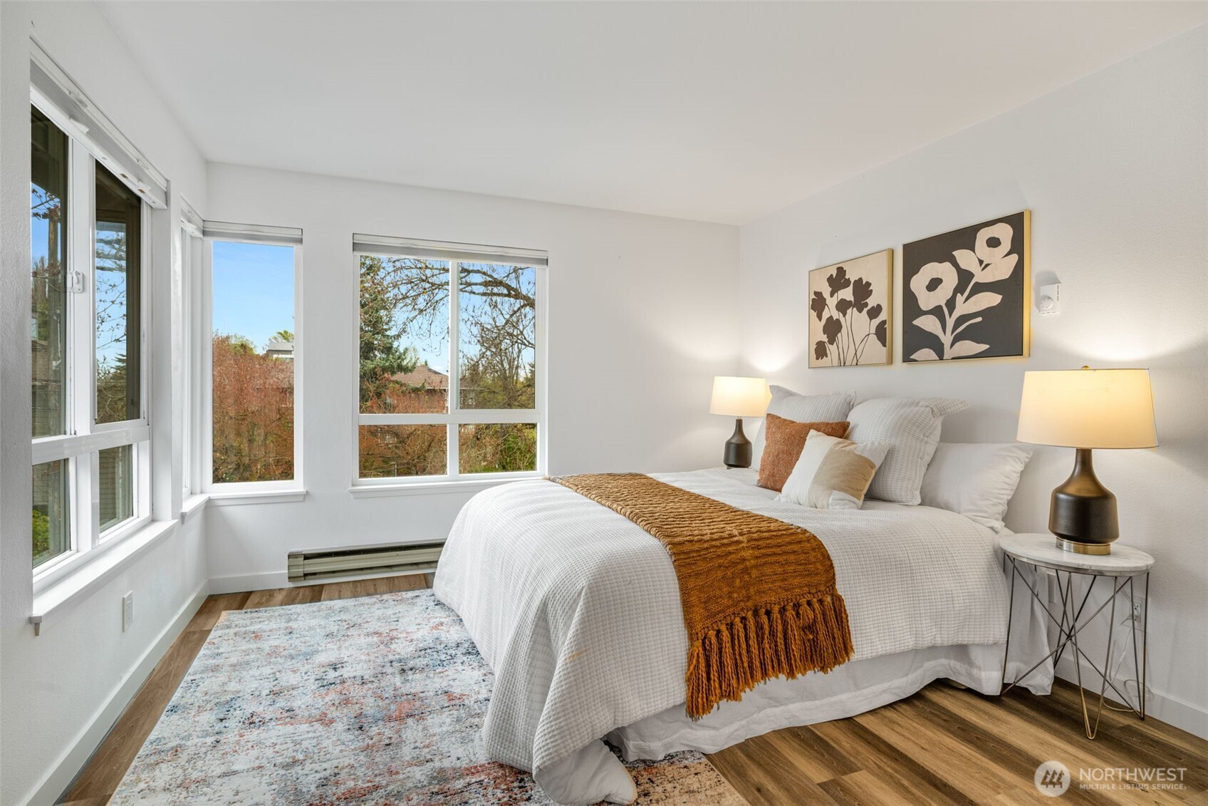 2419 E Madison Street Unit: 2461