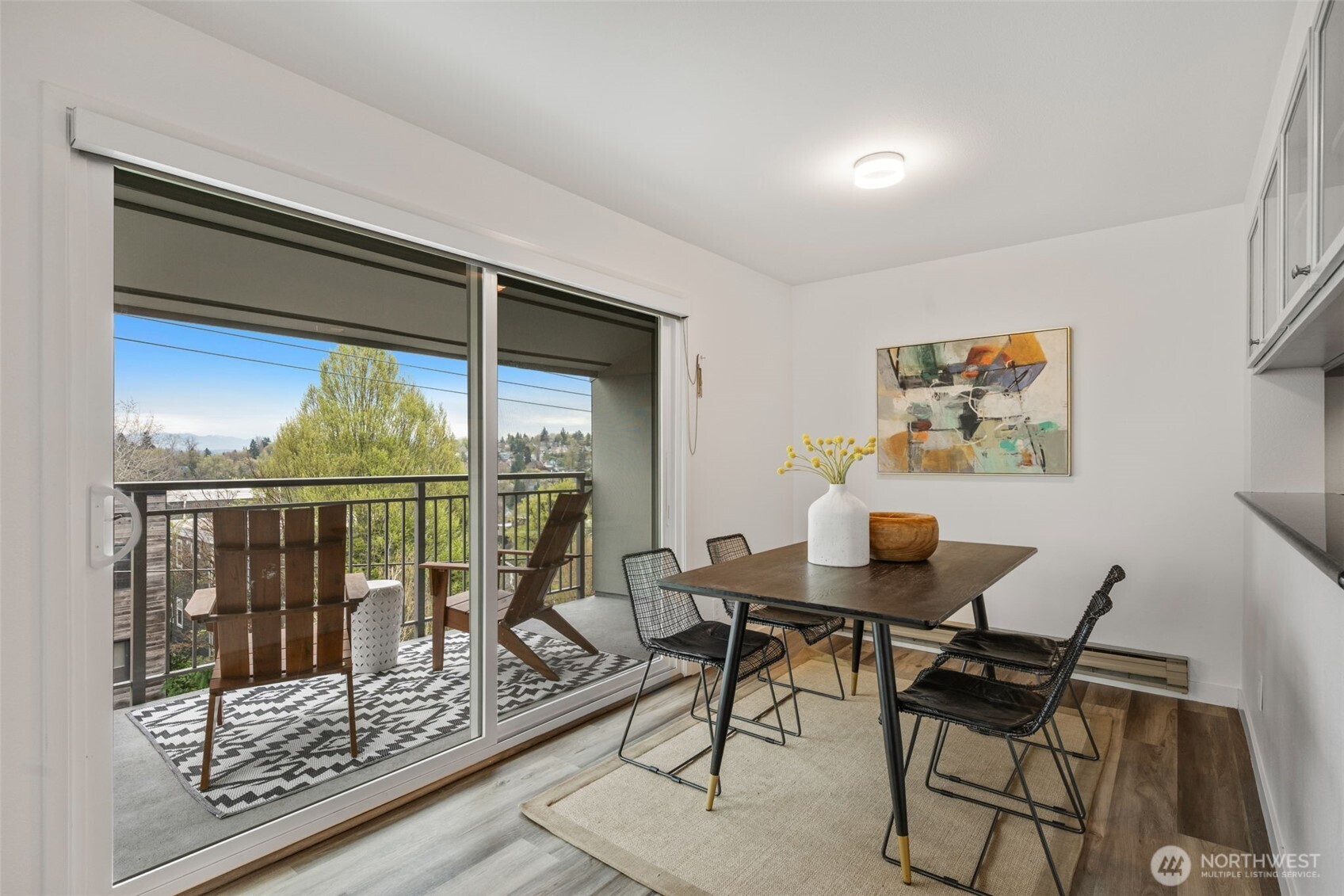 2419 E Madison Street Unit: 2461