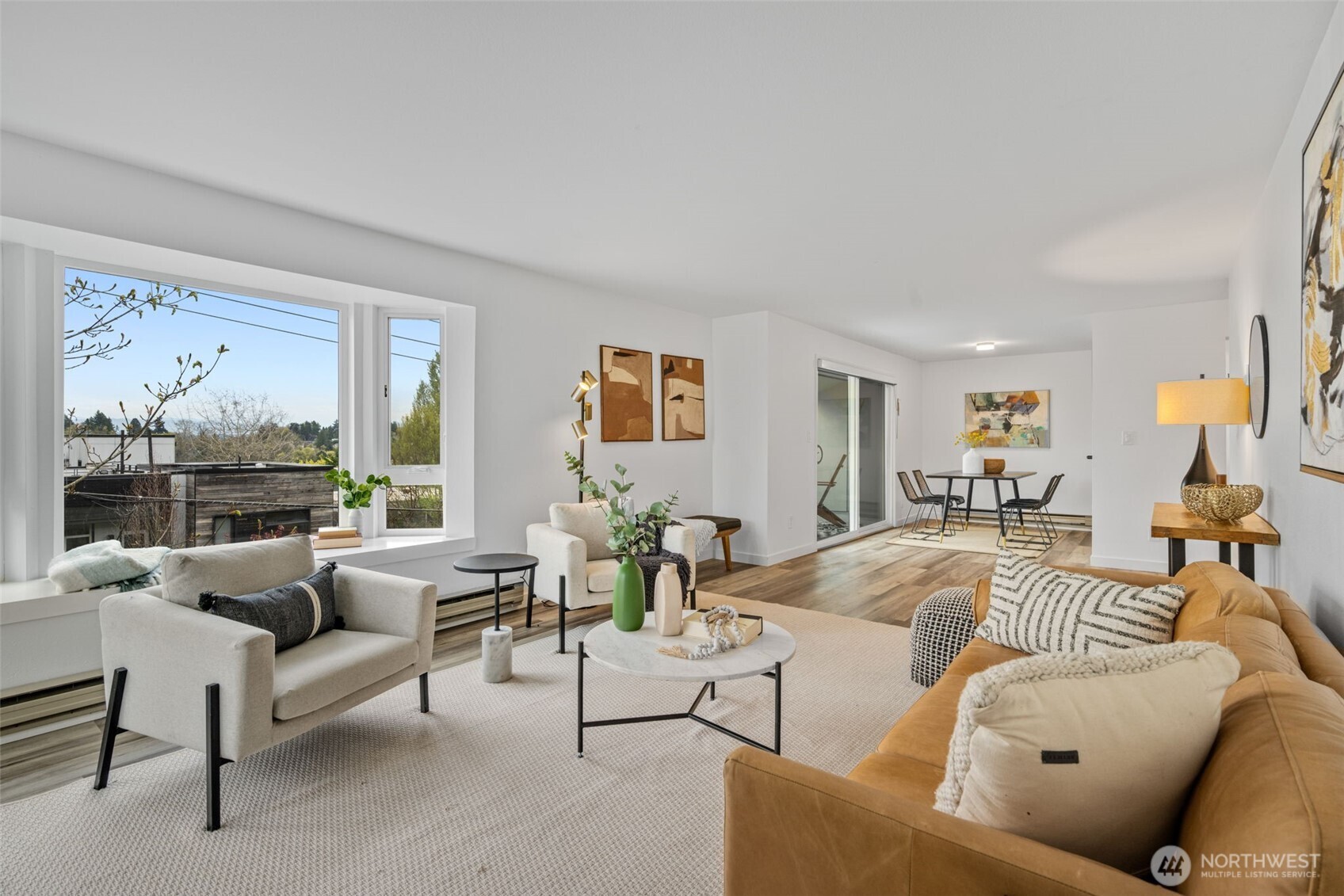 2419 E Madison Street Unit: 2461