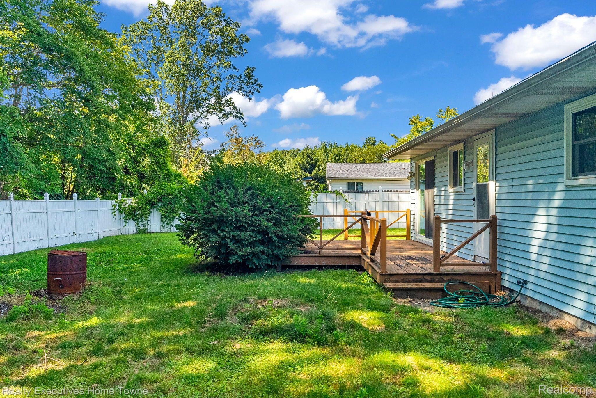 3377 SAPPHIRE LN