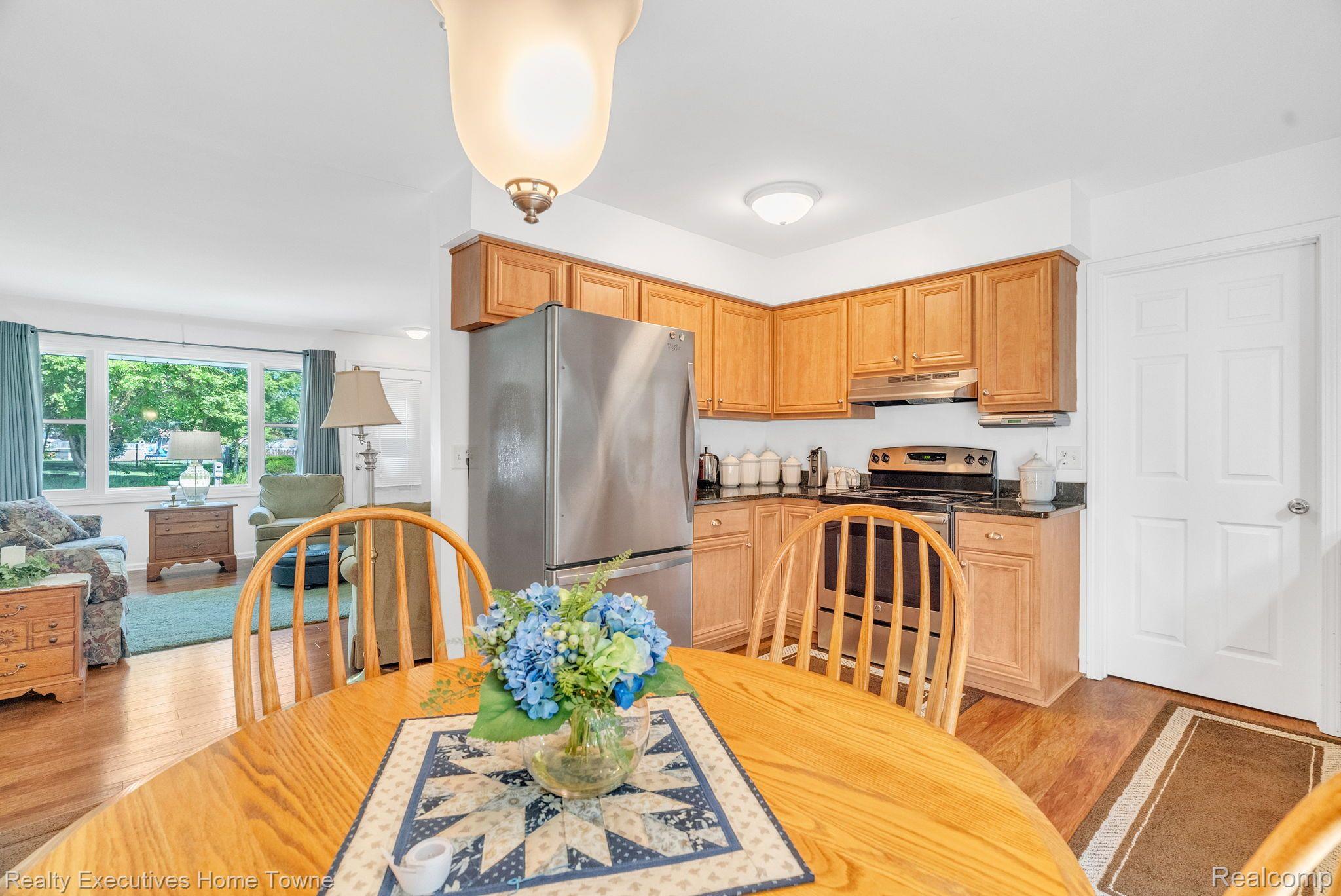 3377 SAPPHIRE LN
