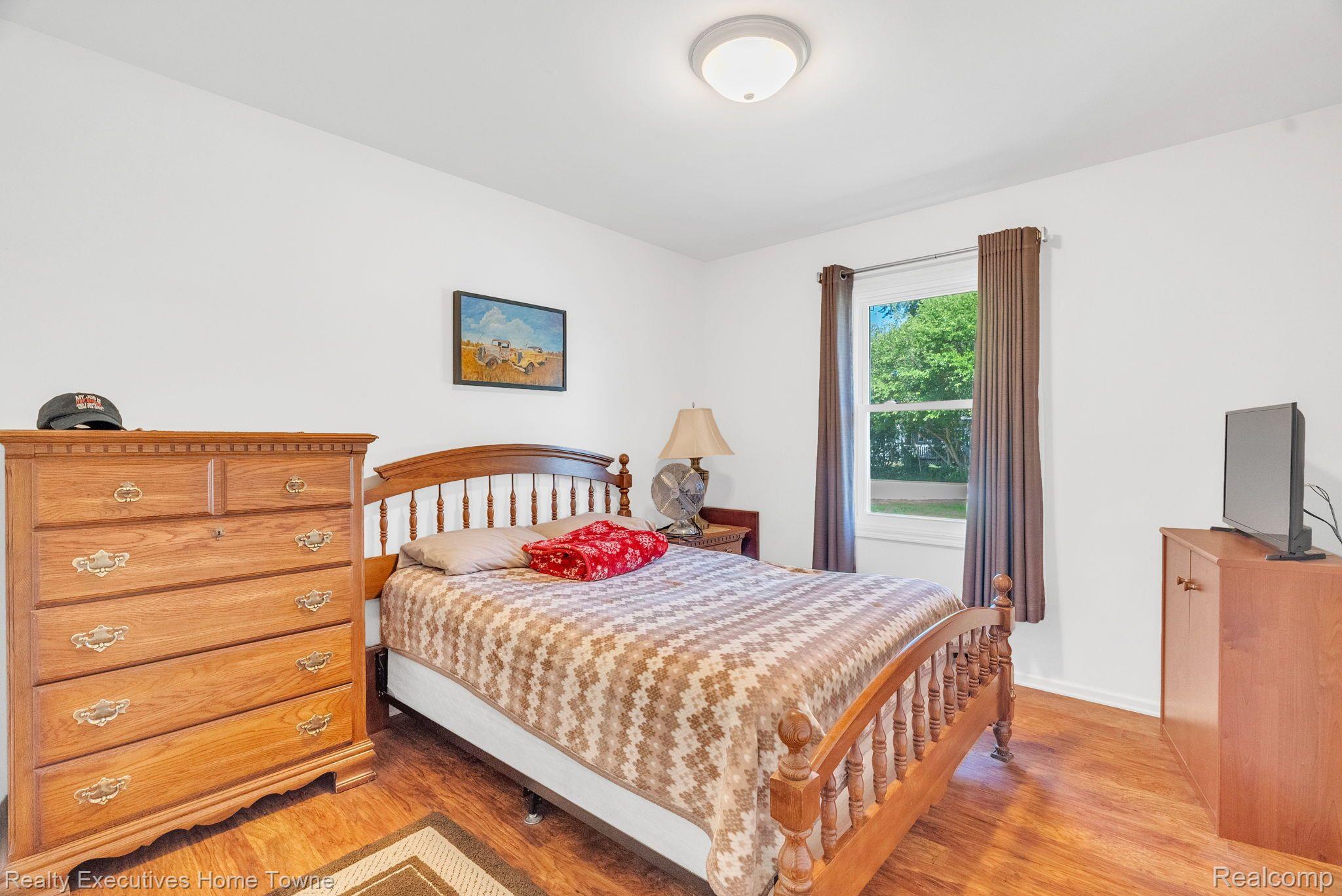 3377 SAPPHIRE LN