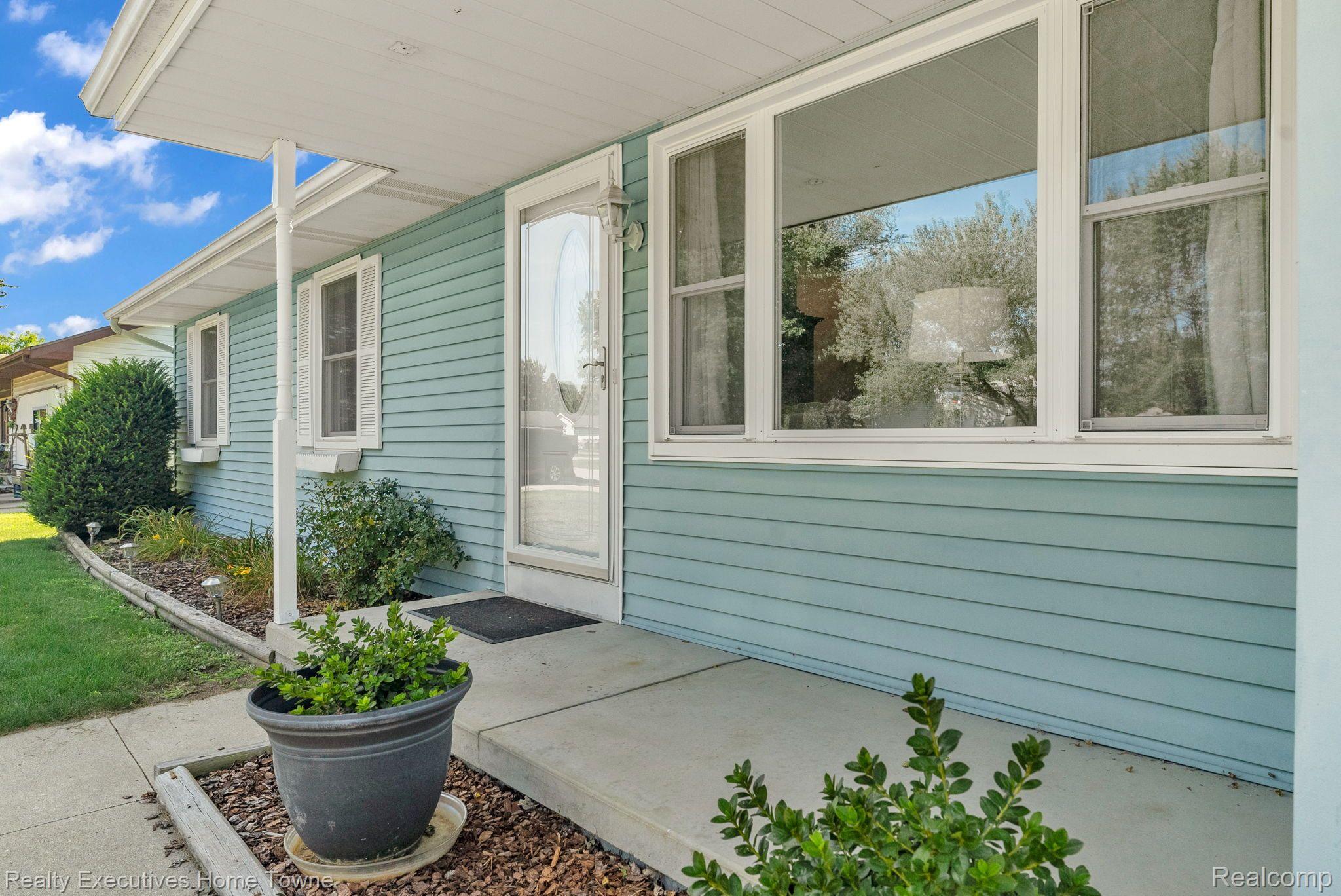 3377 SAPPHIRE LN