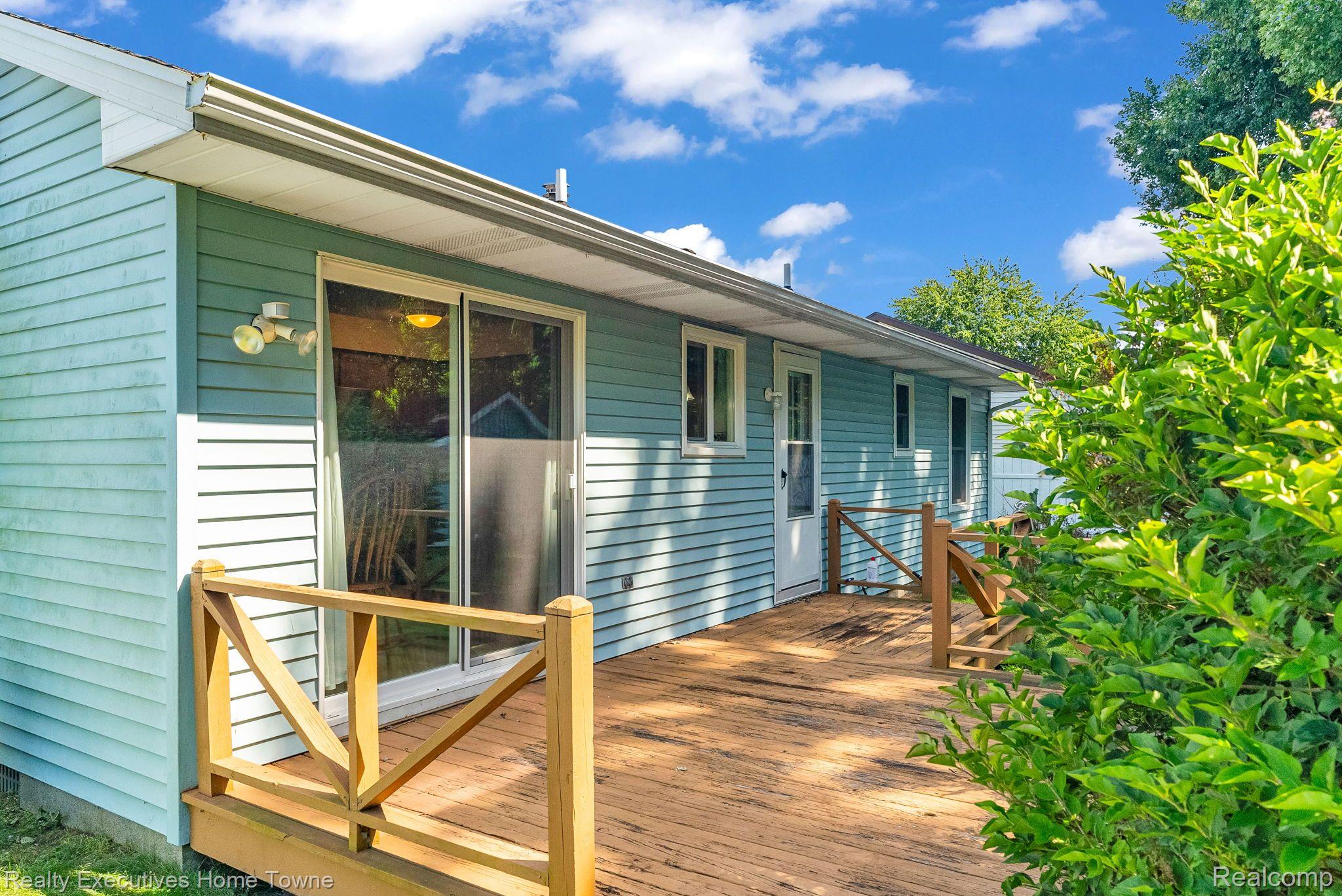 3377 SAPPHIRE LN