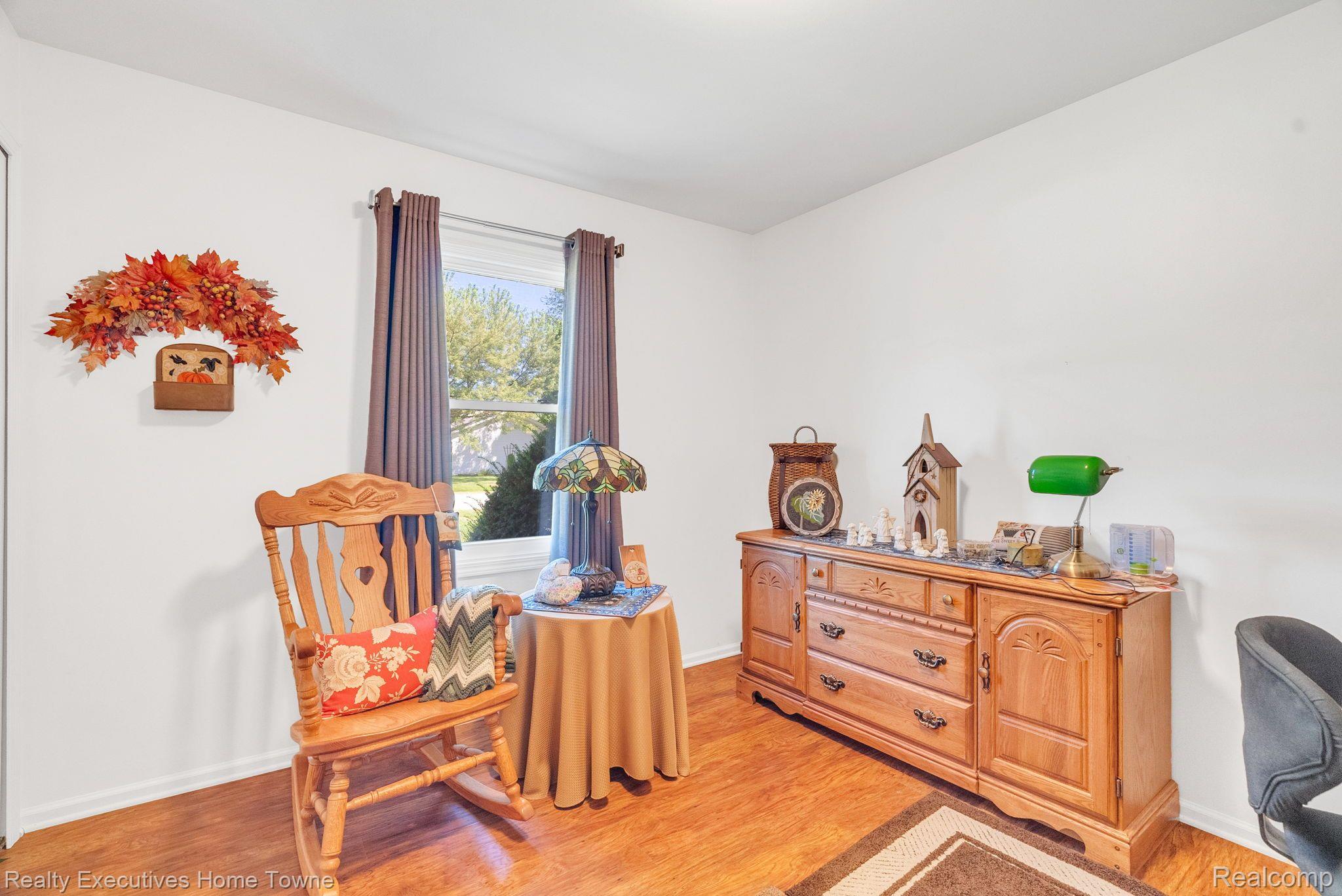 3377 SAPPHIRE LN