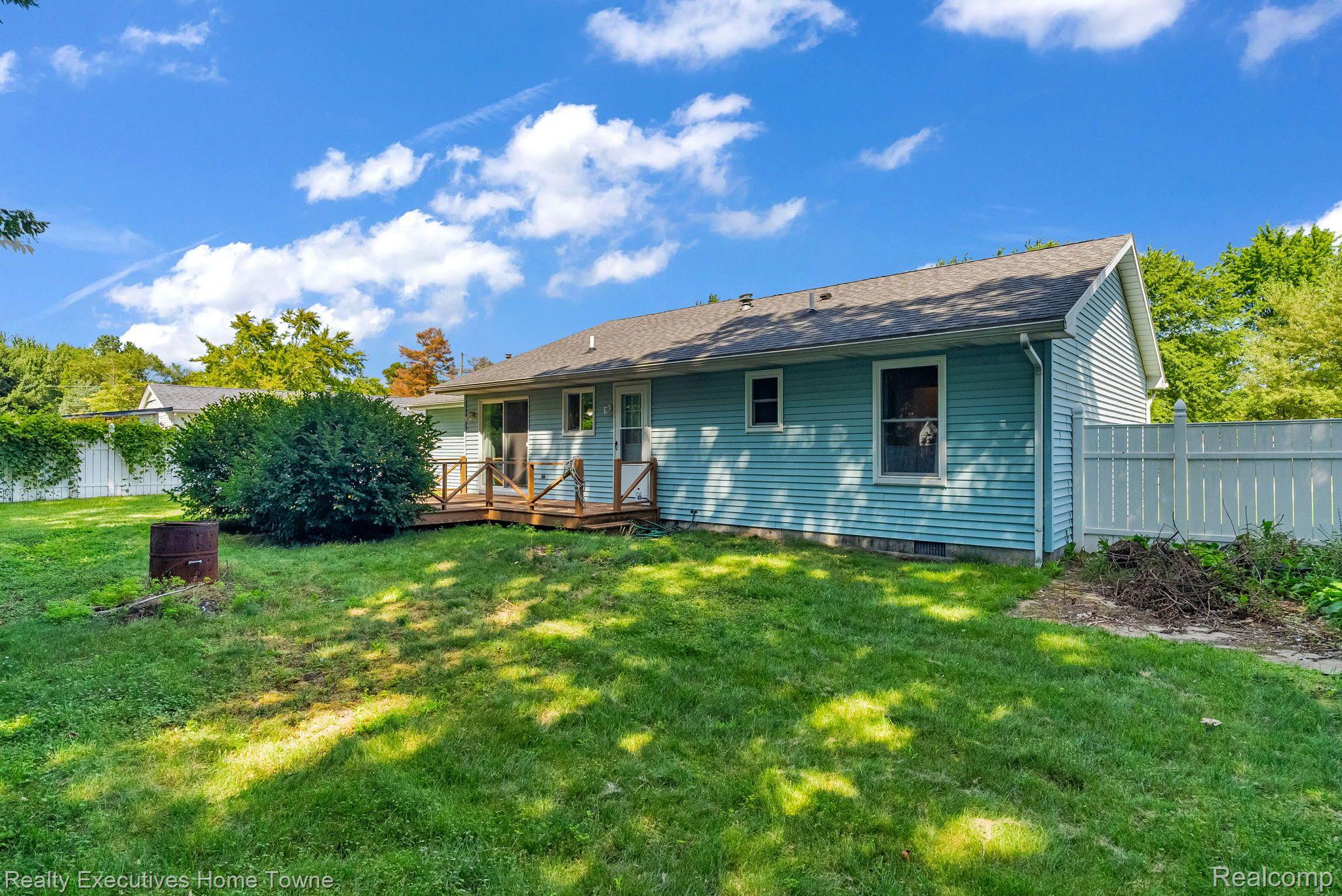3377 SAPPHIRE LN