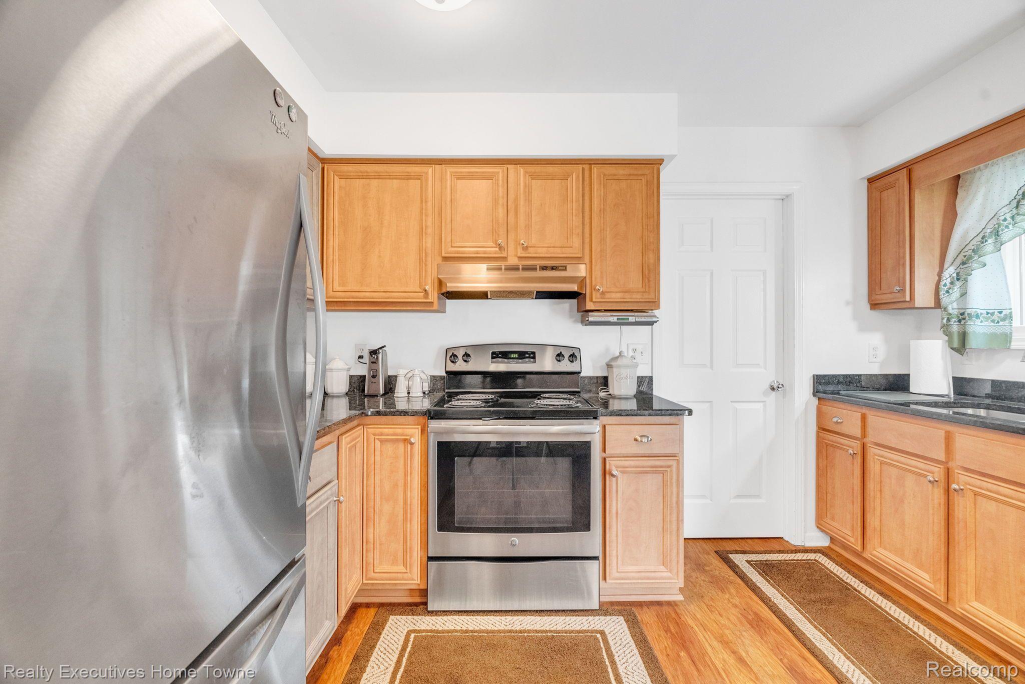3377 SAPPHIRE LN