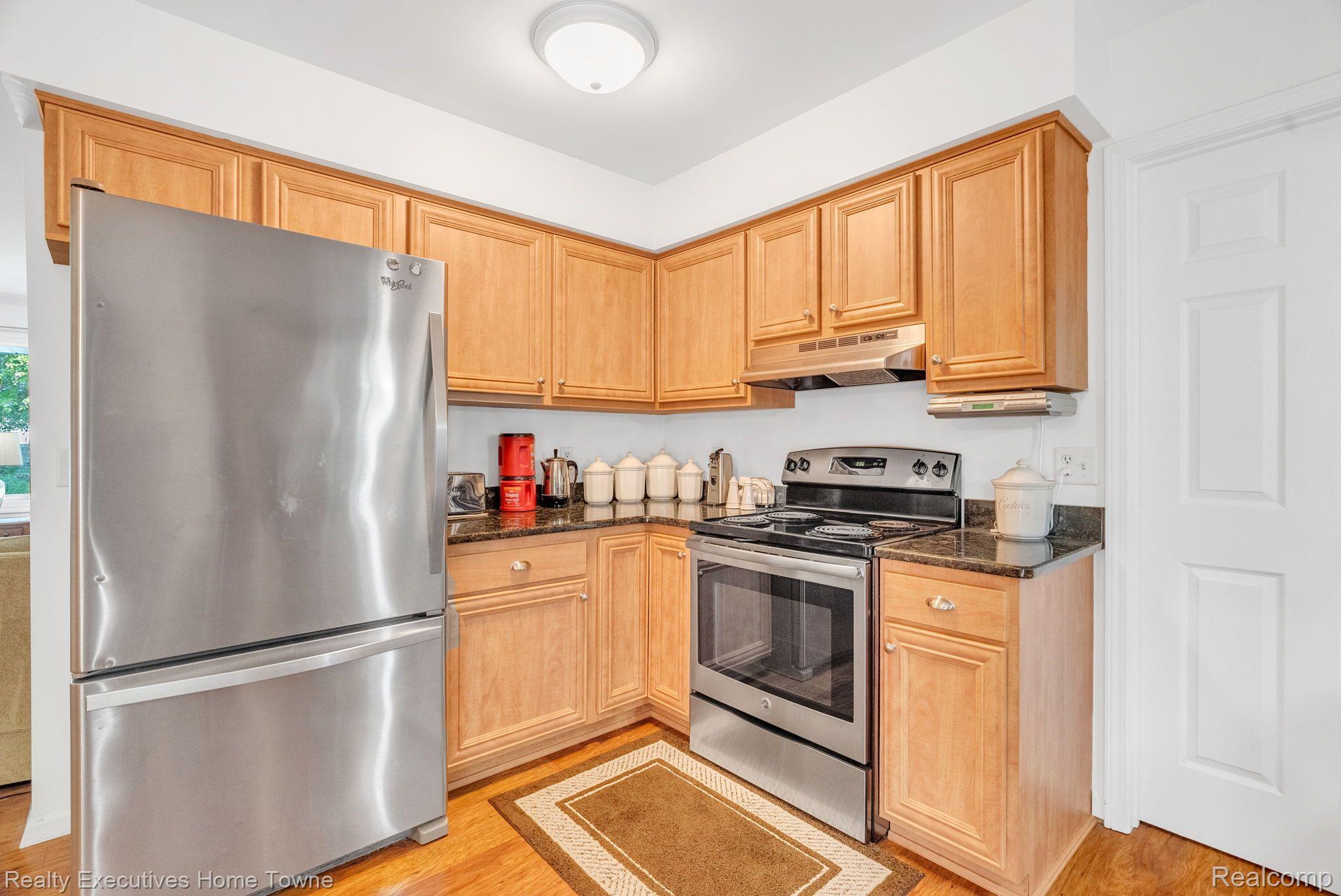3377 SAPPHIRE LN