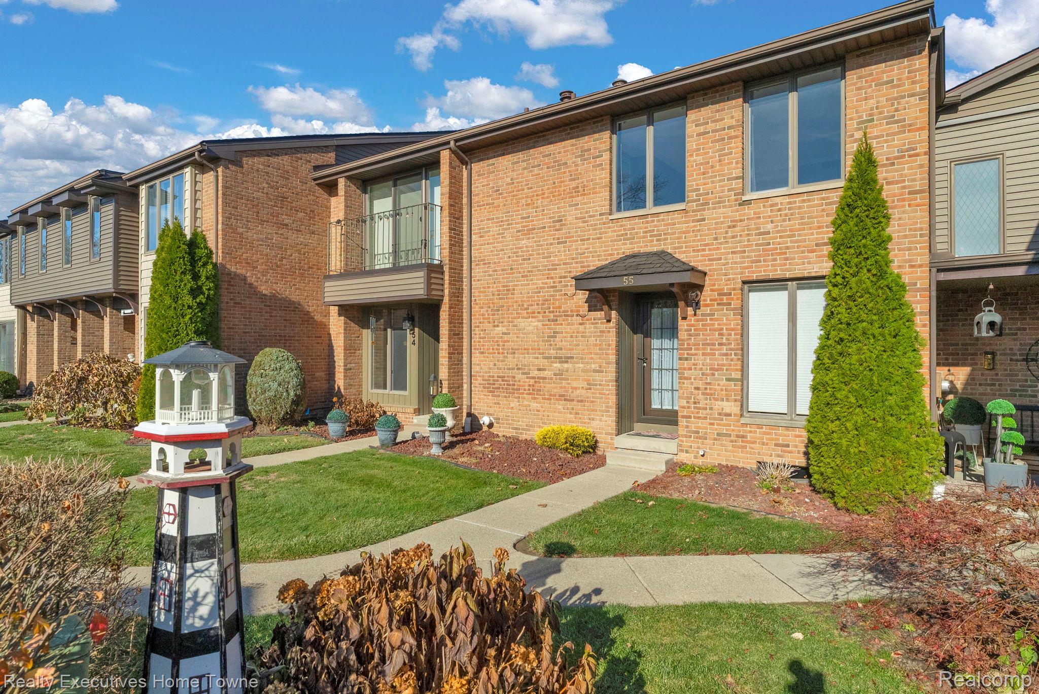 2500 River Apt 55 Road Unit: 55