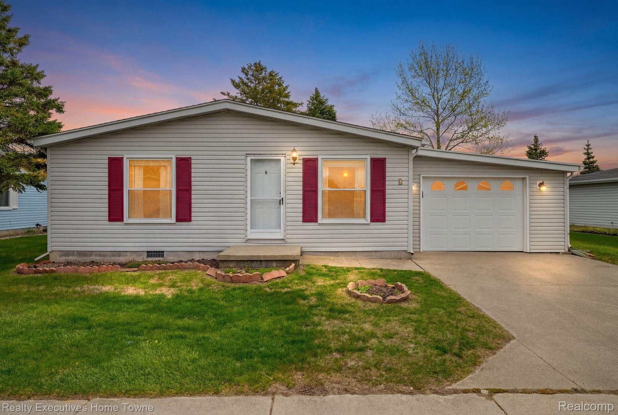 4333 24th Avenue Unit: 2