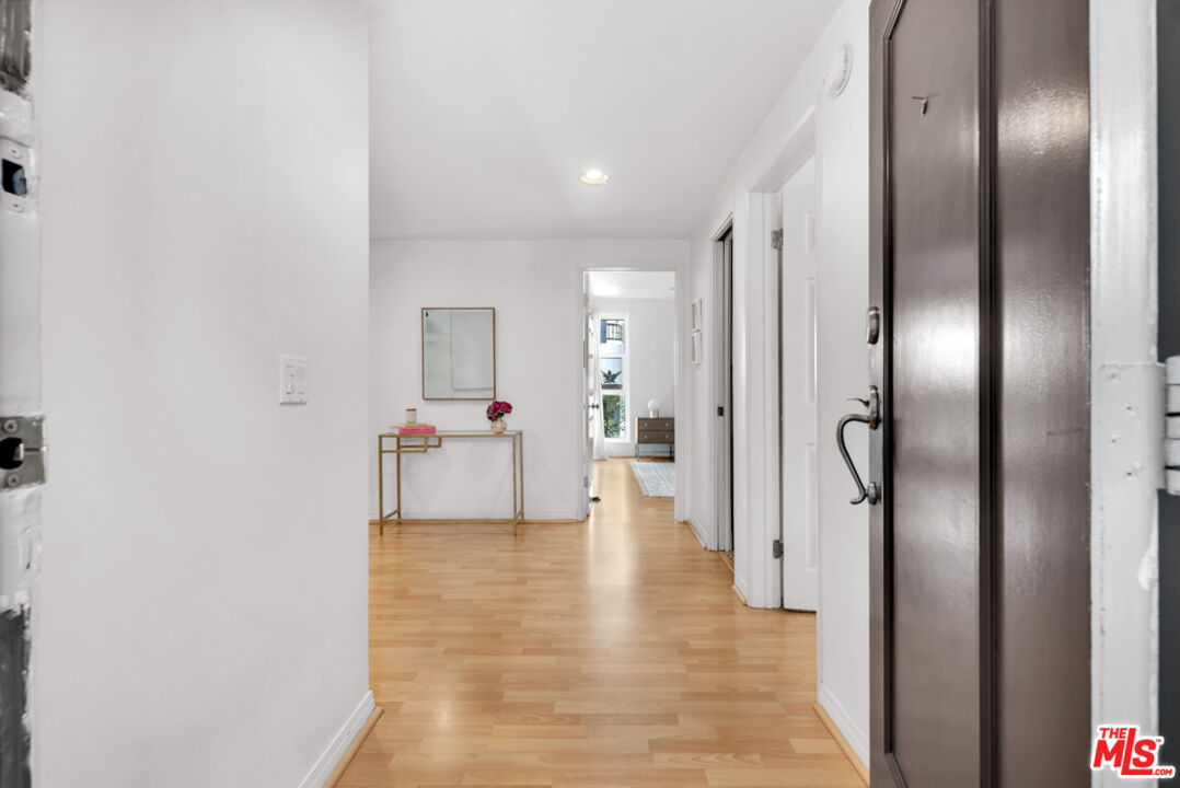 11789 Montana Ave Unit: 15