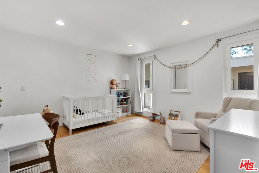 11789 Montana Ave Unit: 15