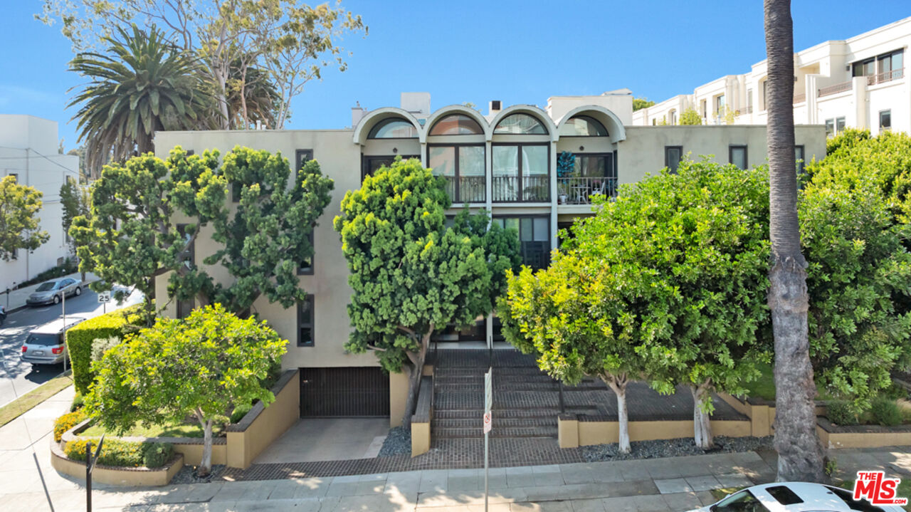 11789 Montana Ave Unit: 15