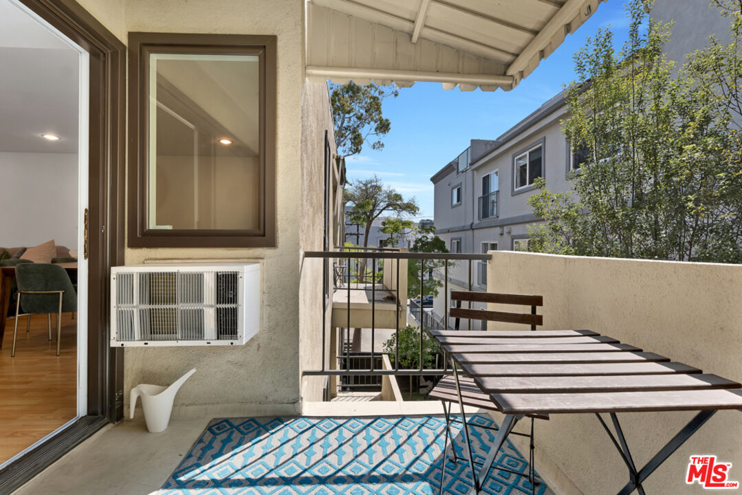 11789 Montana Ave Unit: 15