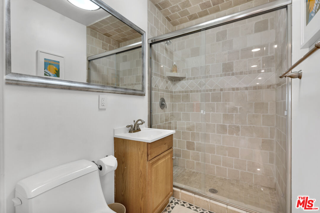 11789 Montana Ave Unit: 15