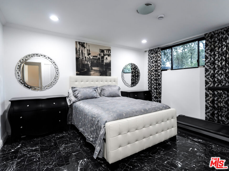 9321 Burton Way Unit: A