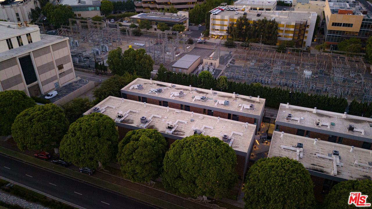 9321 Burton Way Unit: A