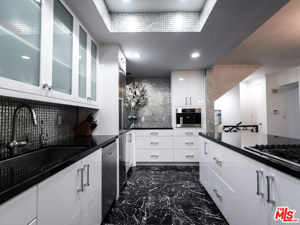 9321 Burton Way Unit: A