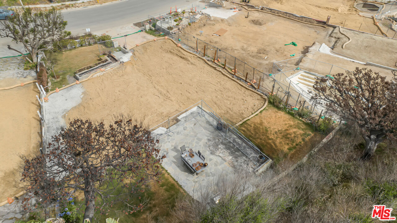 3753 Malibu Vista Dr