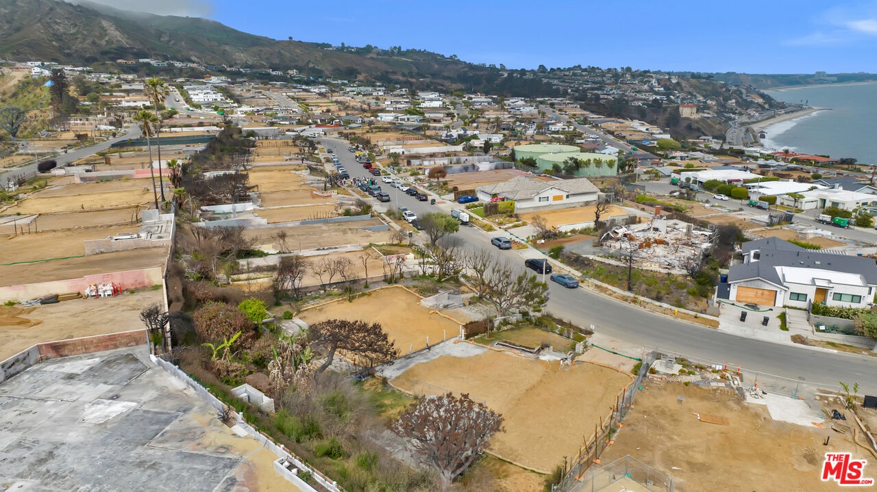 3753 Malibu Vista Dr