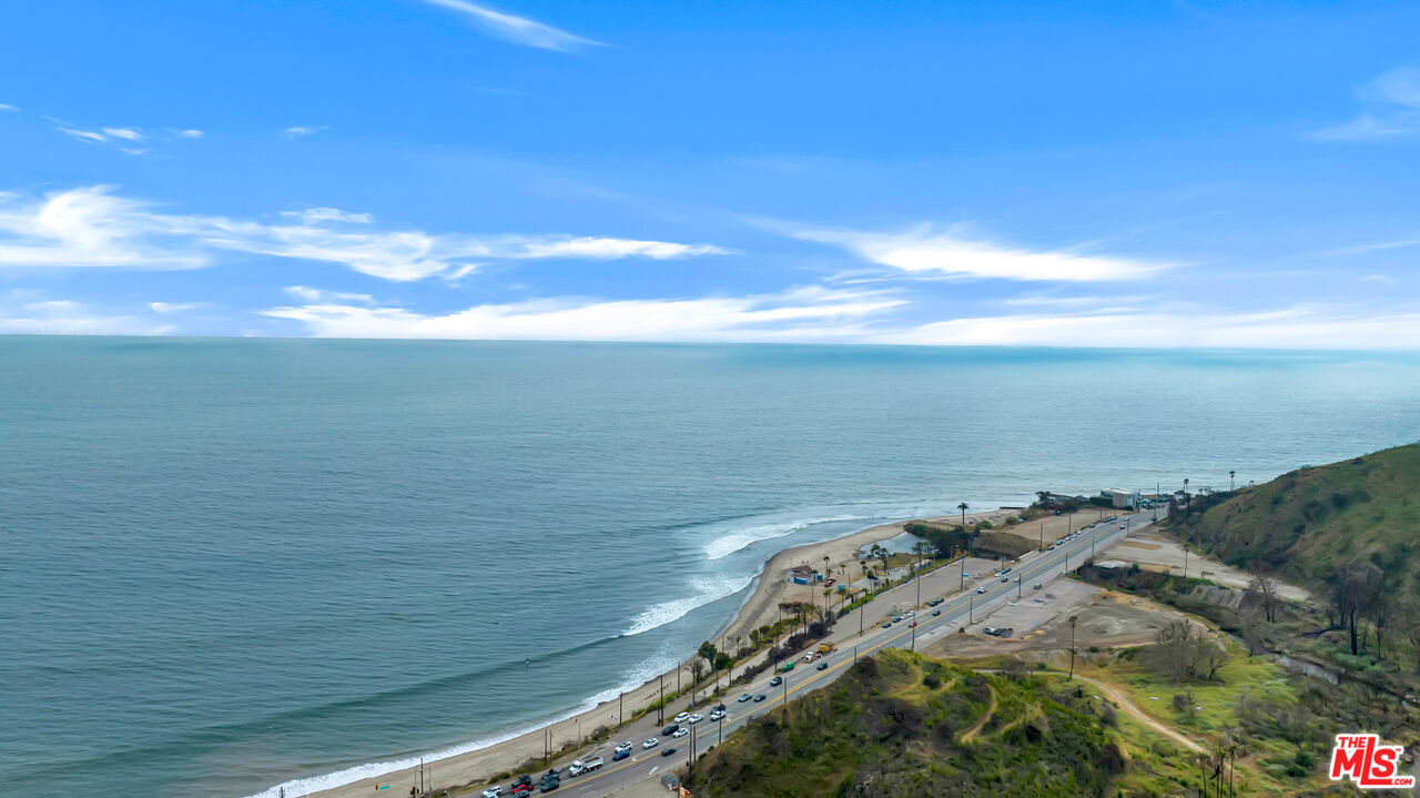 3753 Malibu Vista Dr