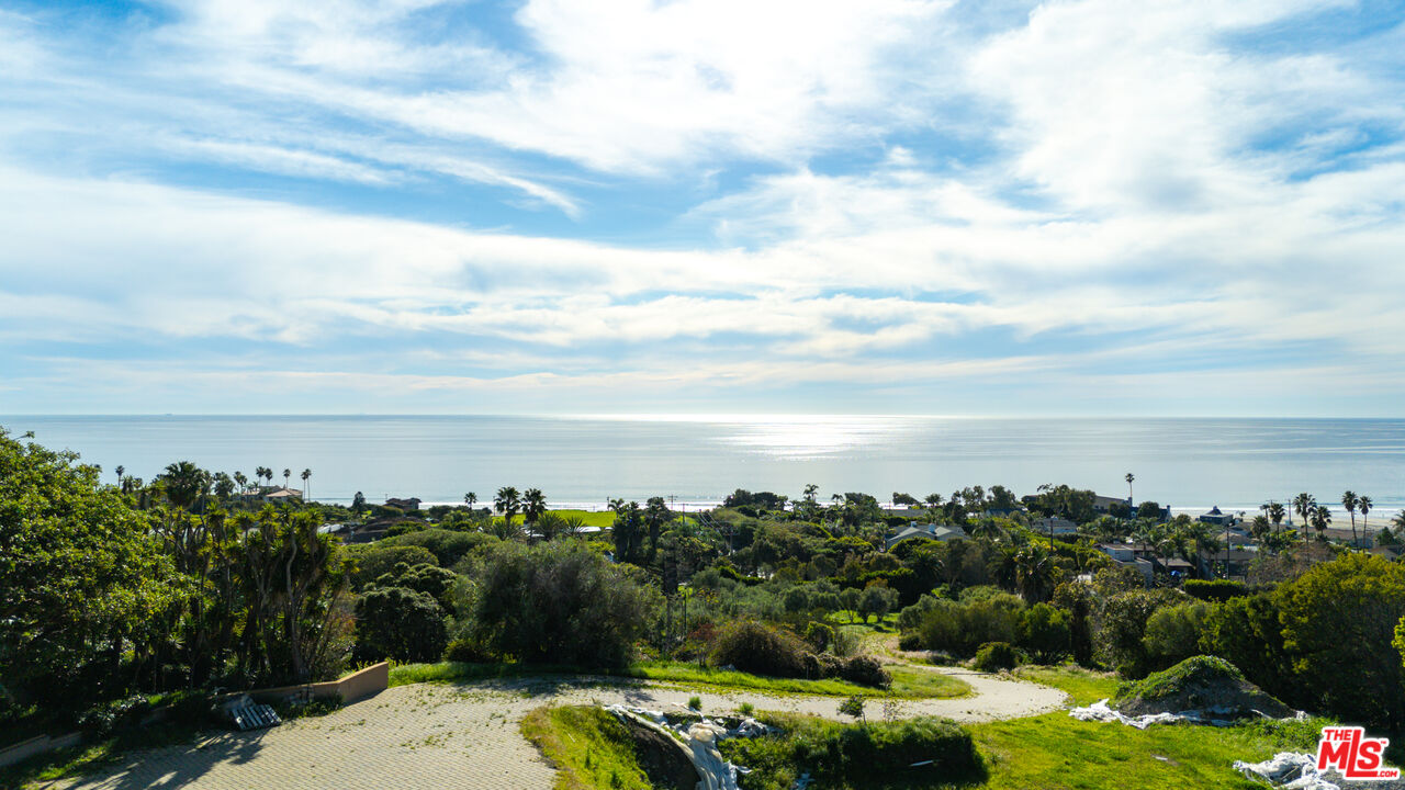 30601 Morning View Dr