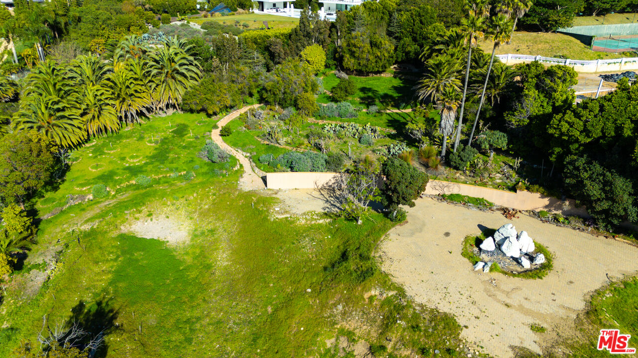 30601 Morning View Dr