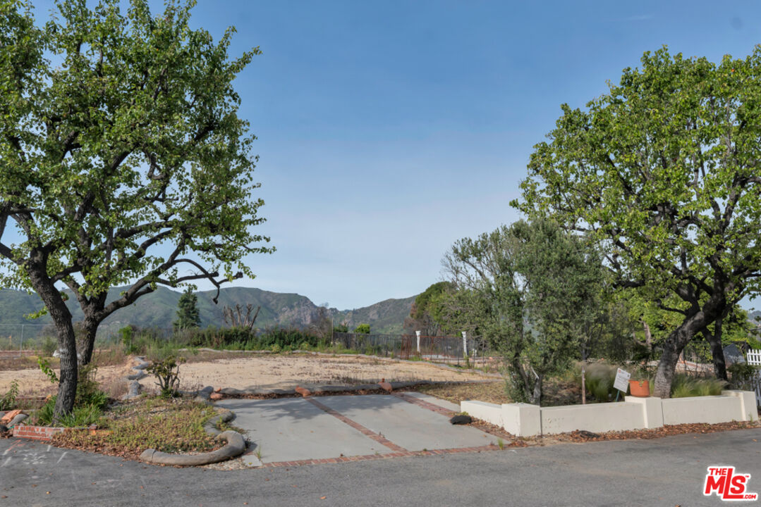 17118 Avenida De La Herradura