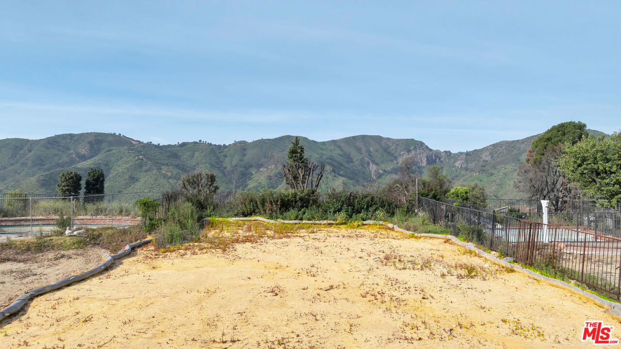 17118 Avenida De La Herradura