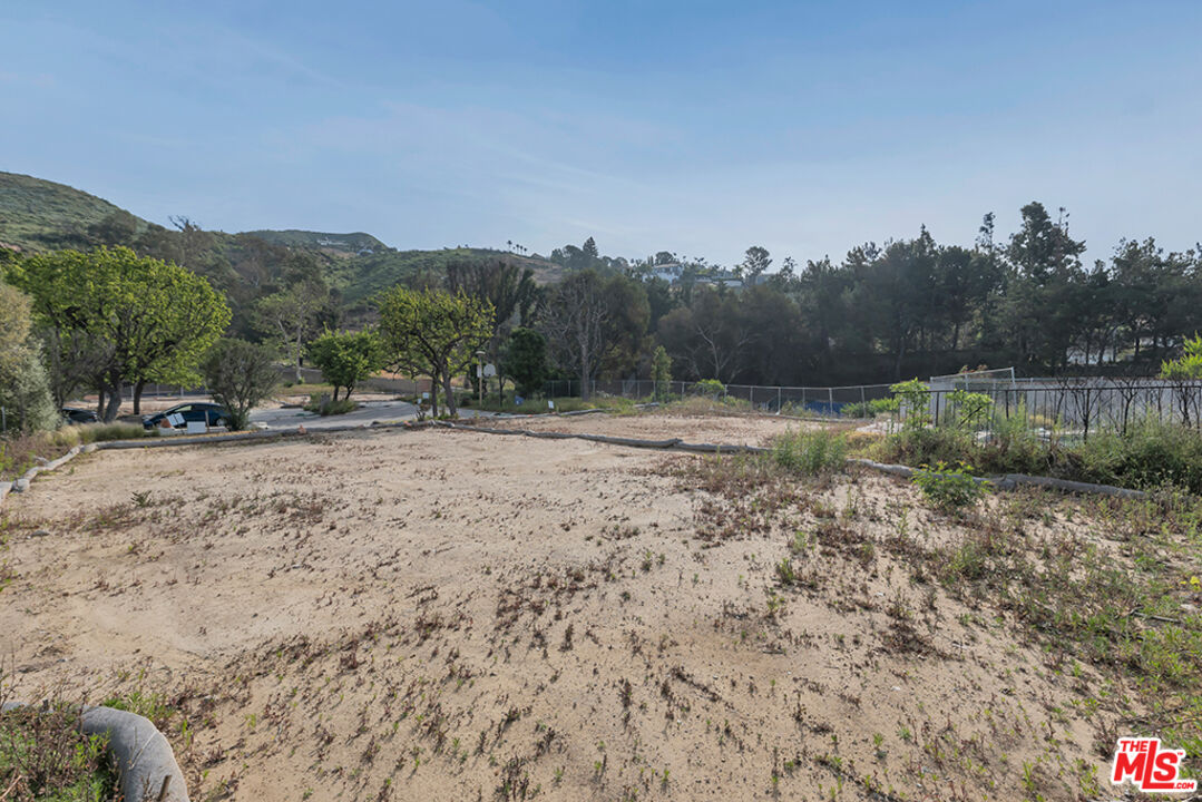 17118 Avenida De La Herradura