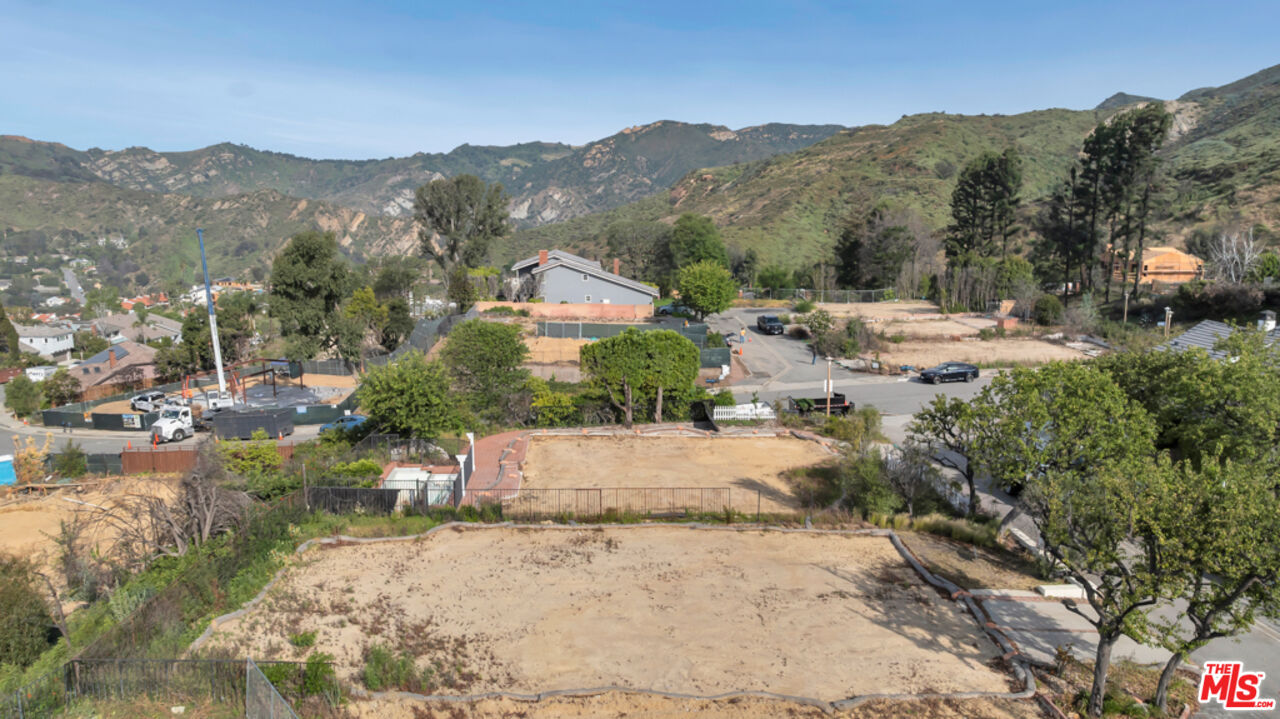 17118 Avenida De La Herradura