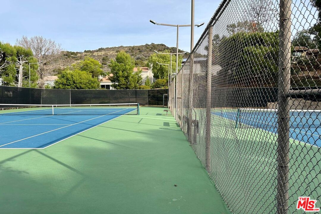 17118 Avenida De La Herradura