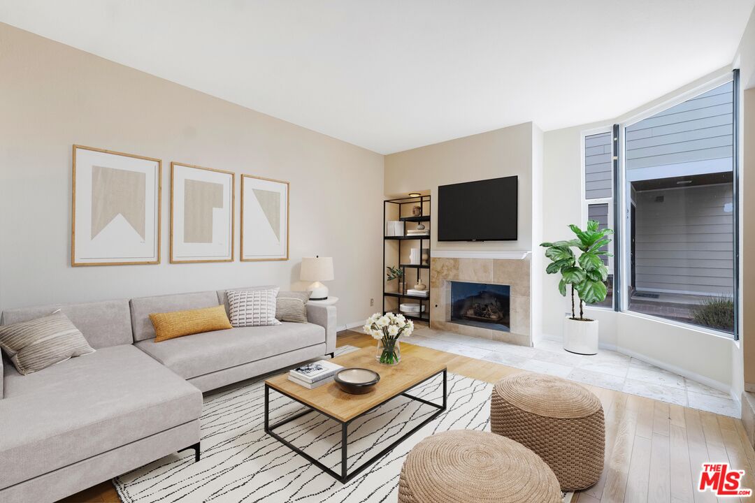 1717 Stoner Ave Unit: 105