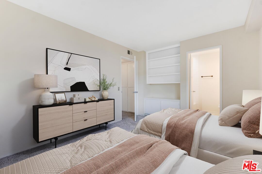 1717 Stoner Ave Unit: 105