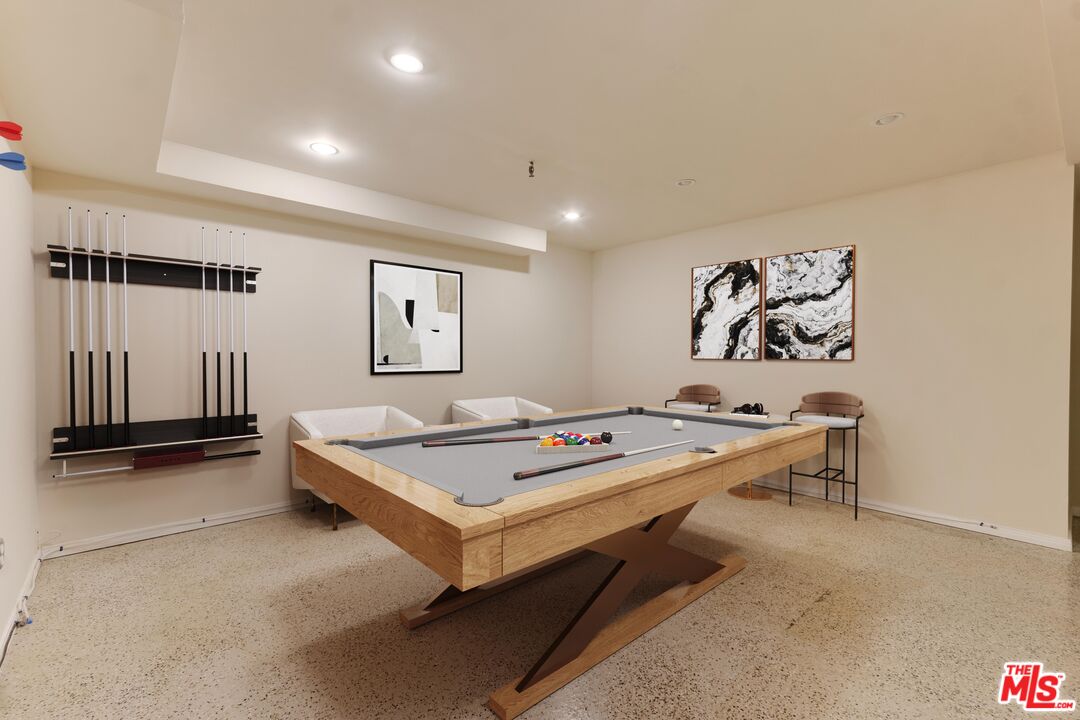 1717 Stoner Ave Unit: 105