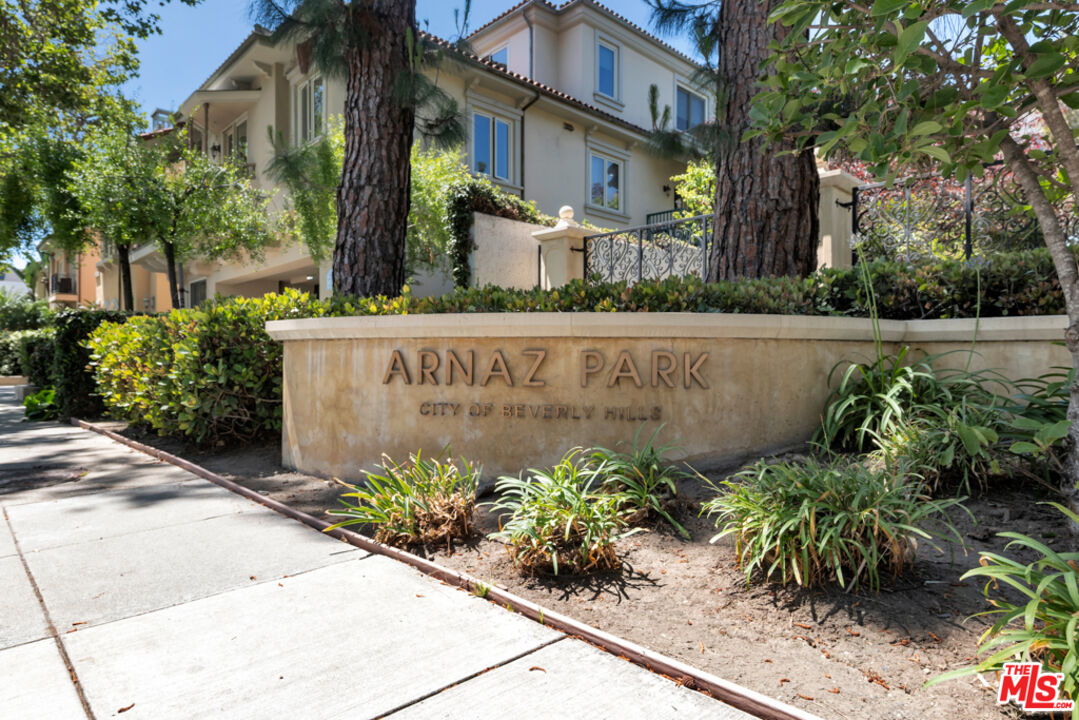 423 Arnaz Dr Unit: 102