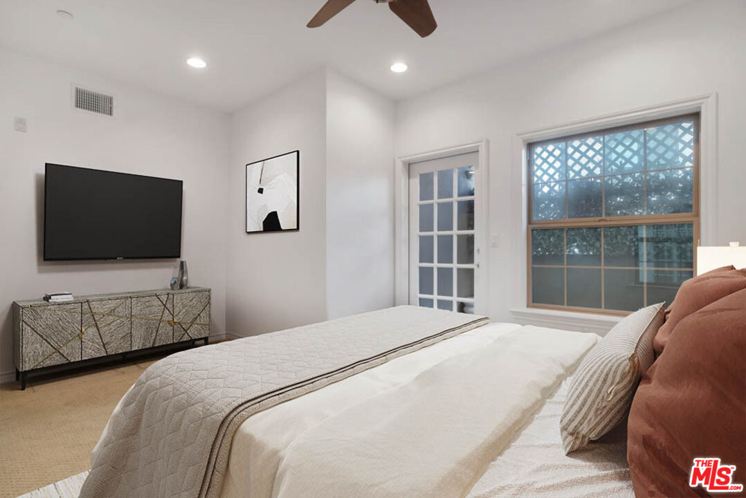423 Arnaz Dr Unit: 102