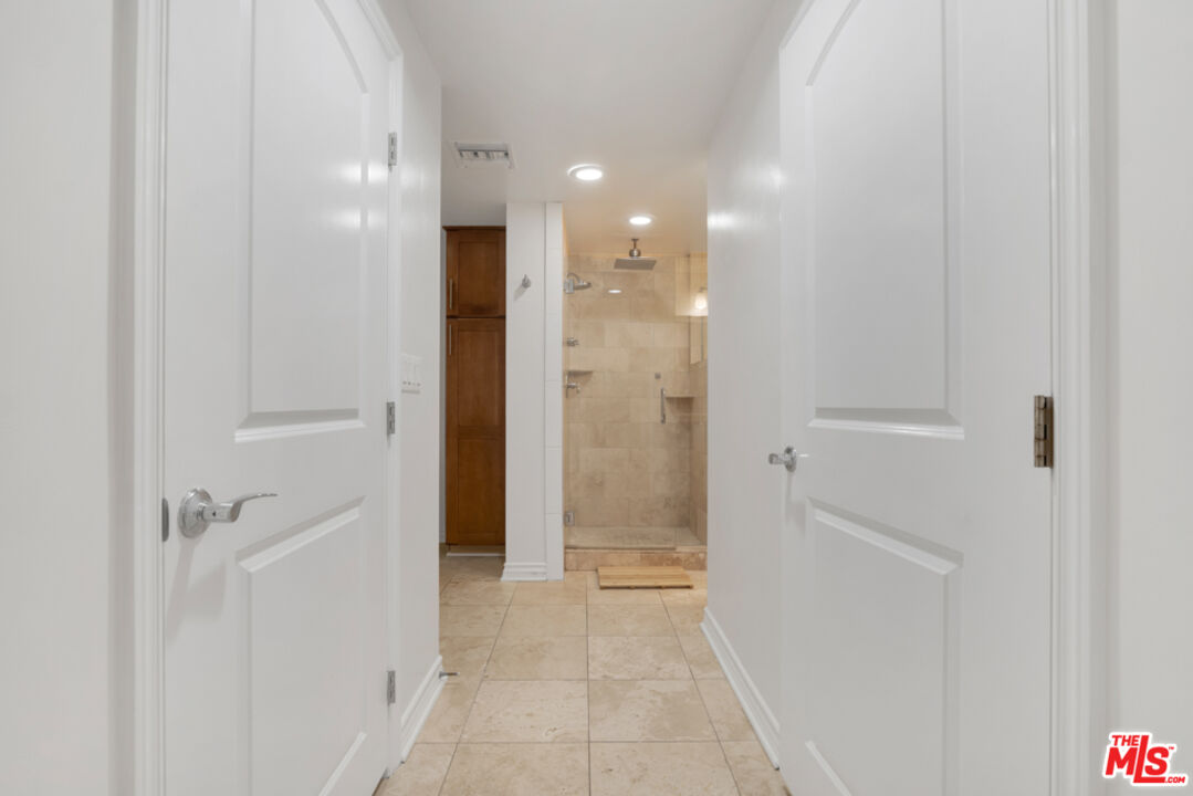 423 Arnaz Dr Unit: 102