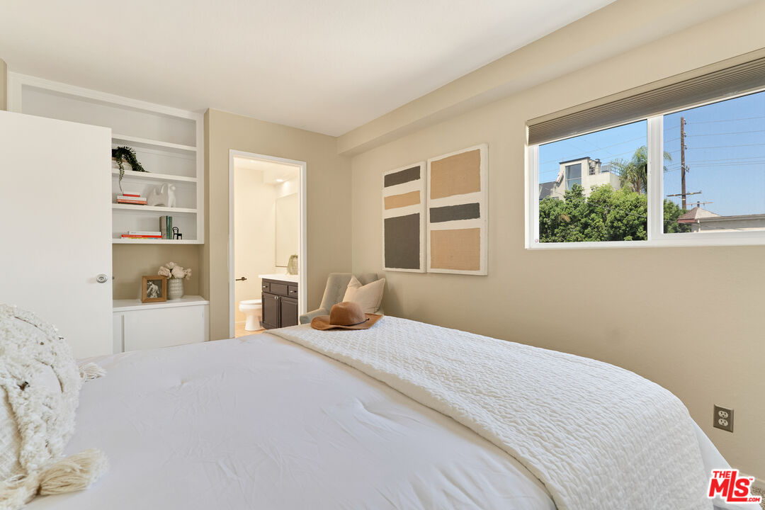 1717 Stoner Ave Unit: 105
