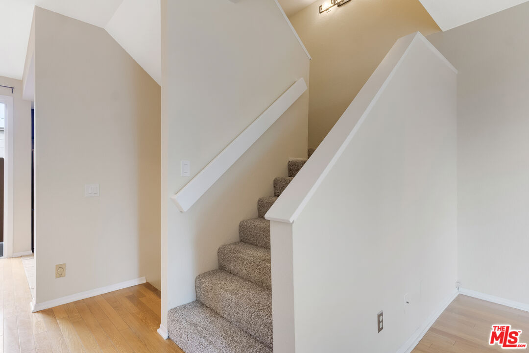 1717 Stoner Ave Unit: 105