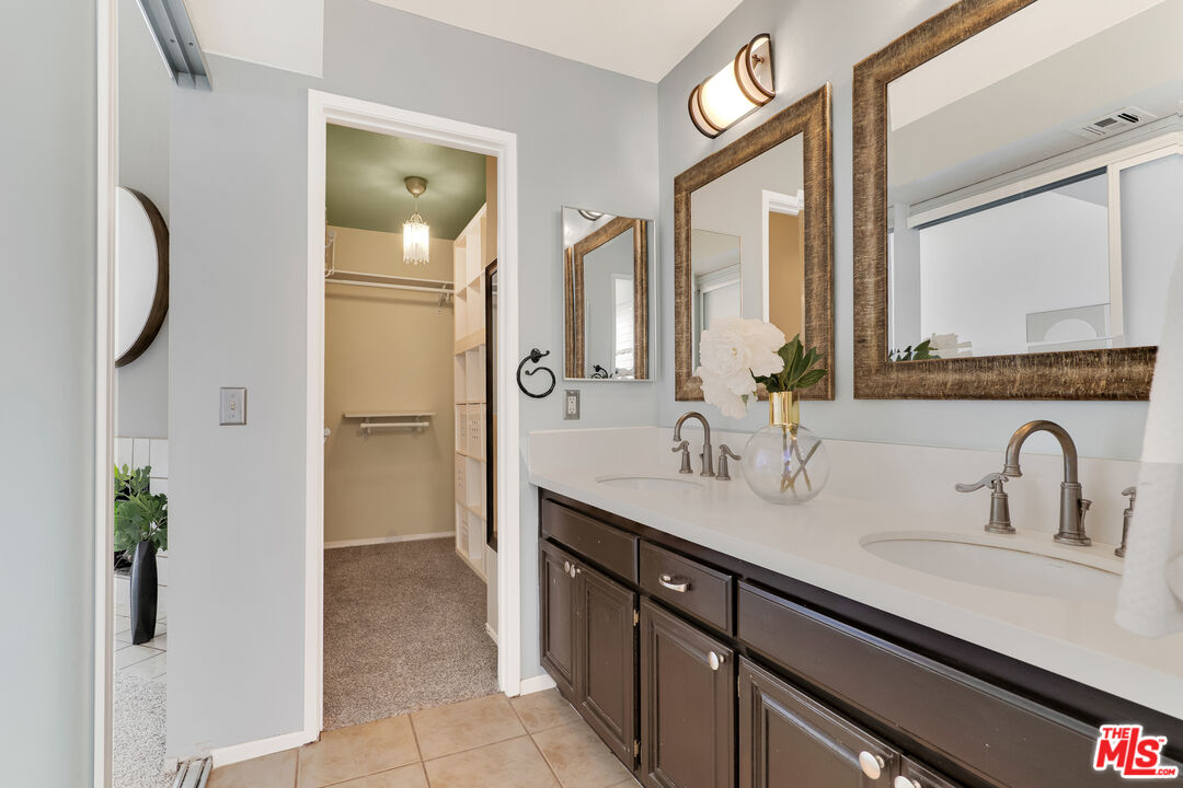 1717 Stoner Ave Unit: 105