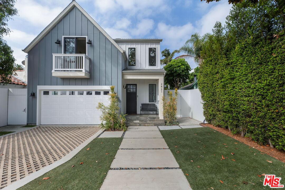 2421 Louella Ave