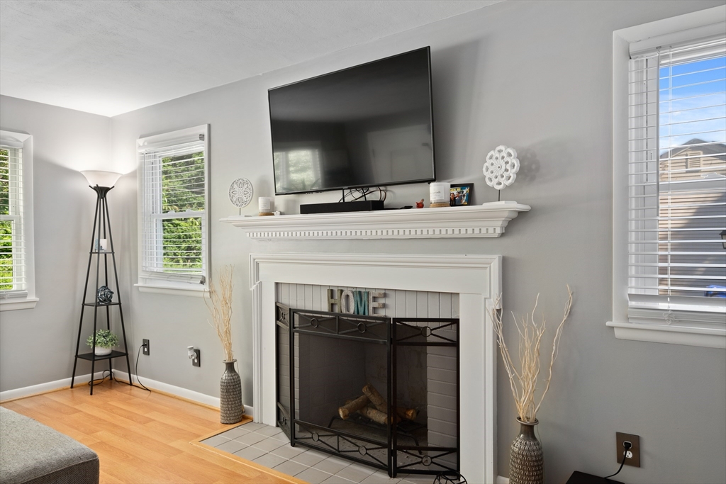 187 Ashland Ave