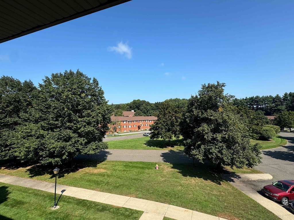 20 Maple Crest Circle # i